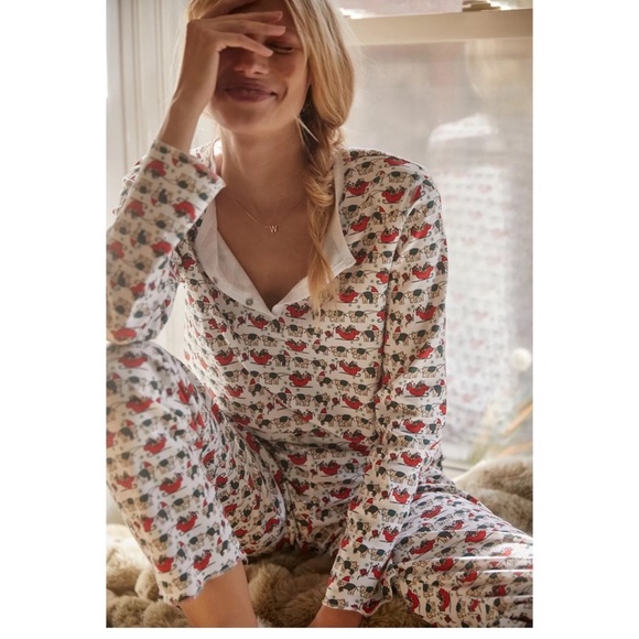Roller Rabbit Other - Roller Rabbit Christmas Holly Jolly hathi Pajama set Top Pants Lounge Xmas XS